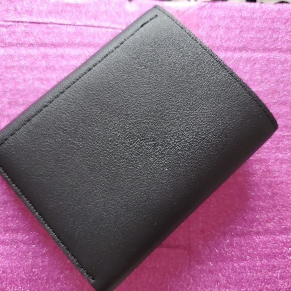 Wallet - Picture 4 of 4